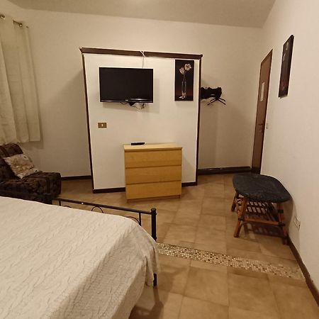 לינה וארוחת בוקר אצ'י קטנה San Nicolo House מראה חיצוני תמונה