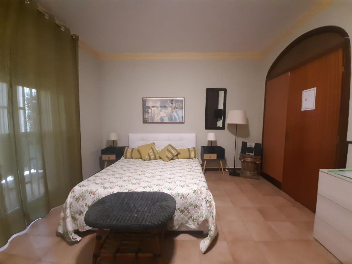 לינה וארוחת בוקר אצ'י קטנה San Nicolo House מראה חיצוני תמונה