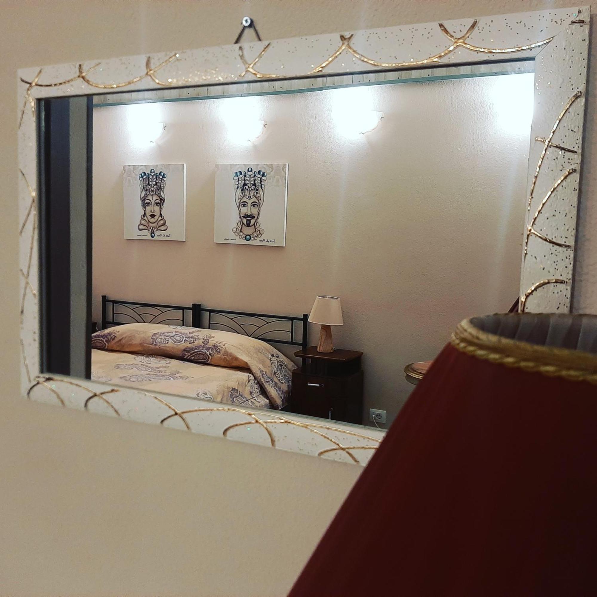לינה וארוחת בוקר אצ'י קטנה San Nicolo House מראה חיצוני תמונה