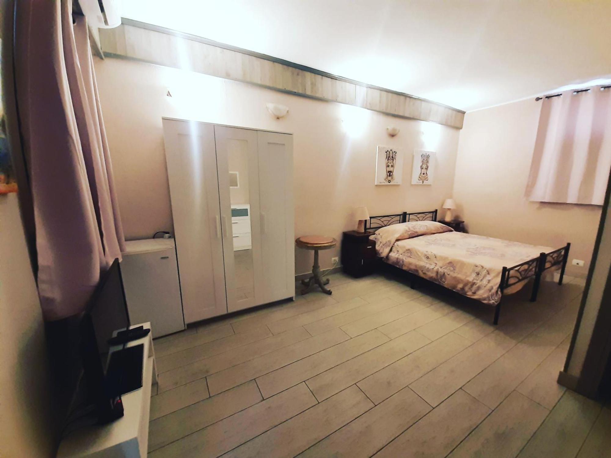 לינה וארוחת בוקר אצ'י קטנה San Nicolo House מראה חיצוני תמונה