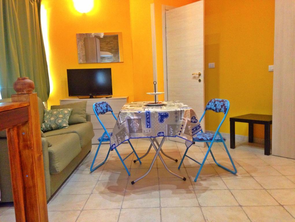 לינה וארוחת בוקר אצ'י קטנה San Nicolo House מראה חיצוני תמונה