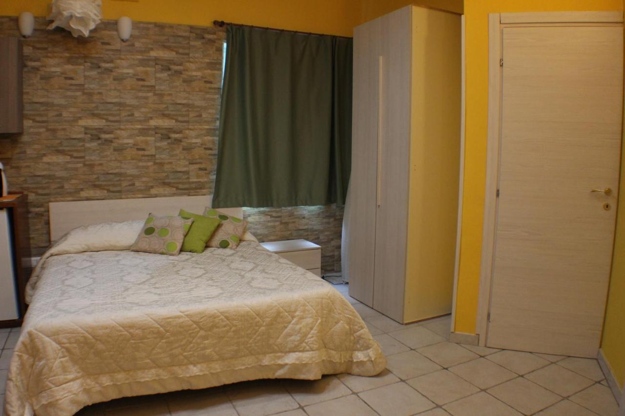 לינה וארוחת בוקר אצ'י קטנה San Nicolo House מראה חיצוני תמונה