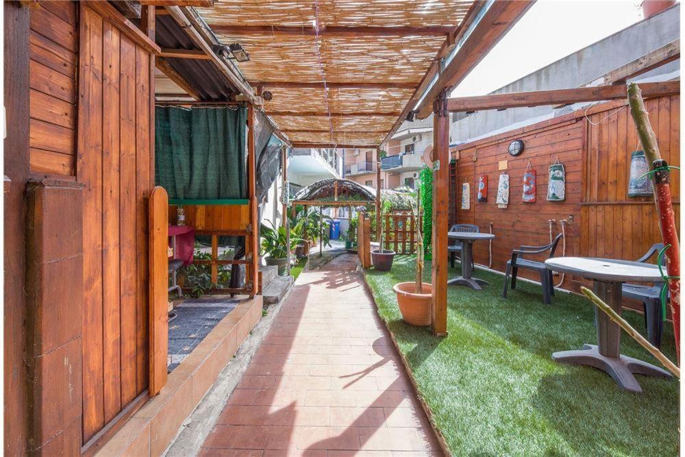 לינה וארוחת בוקר אצ'י קטנה San Nicolo House מראה חיצוני תמונה